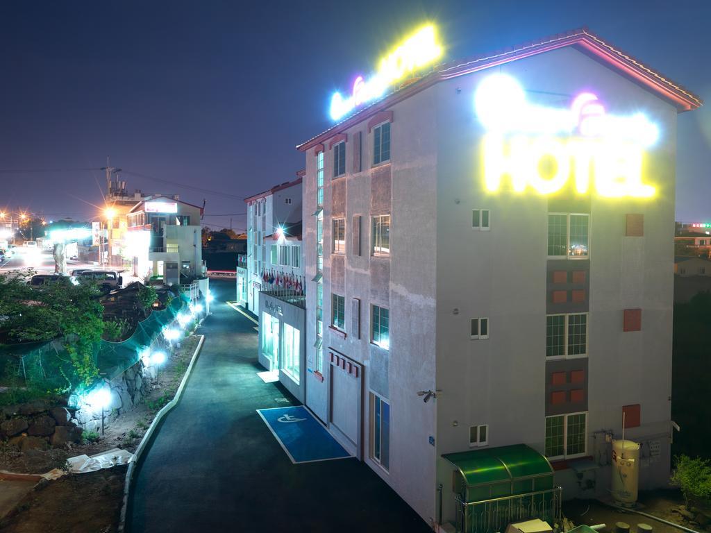 Jeju Ocean Family Hotel Eksteriør billede
