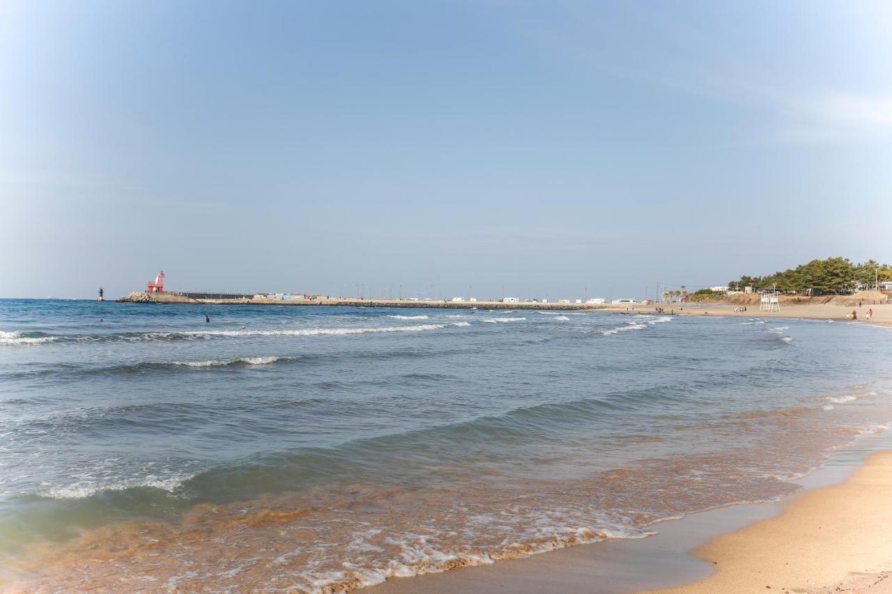 Jeju Ocean Family Hotel Eksteriør billede